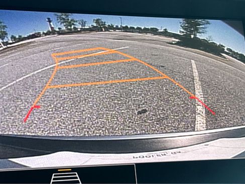 Used 2023 Chevrolet TrailBlazer LT image 30