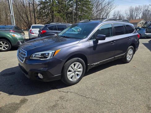 Used 2015 Subaru Outback 2.5i Premium image 8