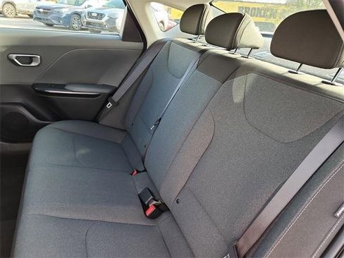 New 2025 Kia K4 LXS image 14