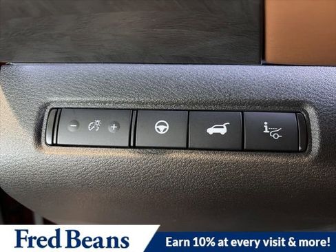 New 2026 Nissan Pathfinder Platinum AWD/4WD image 14