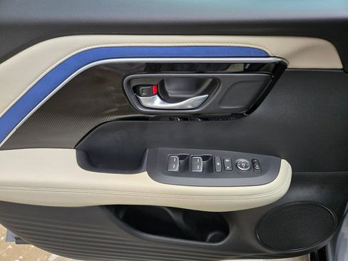 Certified 2025 Acura ADX A-Spec image 23