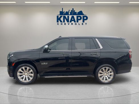 Used 2021 Chevrolet Tahoe Premier w/ Premium Package RWD image 8