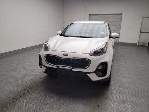 Used 2021 Kia Sportage LX AWD/4WD image 15
