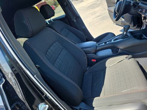 Used 2025 Honda HR-V Sport image 24