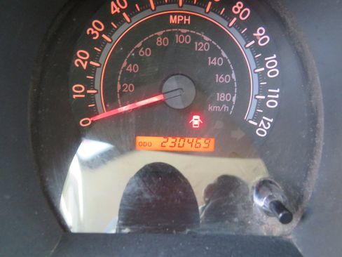 Used 2014 Toyota Sequoia SR5 w/ Sport Appearance Package image 10