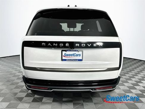 Used 2025 Land Rover Range Rover SE AWD/4WD image 6