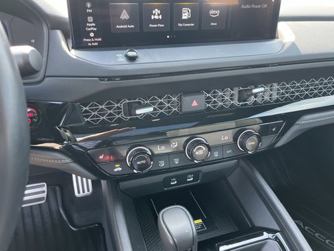 Used 2025 Honda Accord Sport image 24