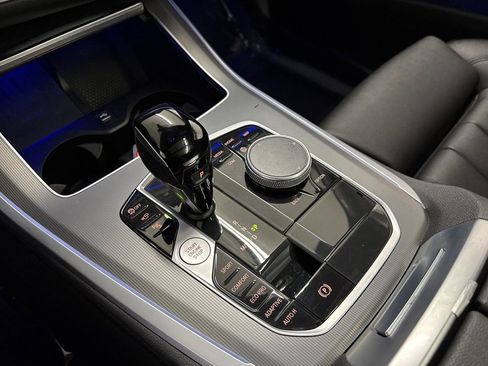 Used 2022 BMW X5 sDrive40i w/ Parking Assistance Package image 18