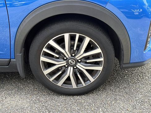 Used 2021 Nissan Kicks SR FWD image 7