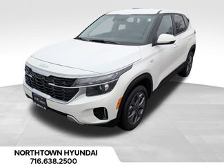 Used 2024 Kia Seltos LX video 1