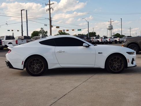 Used 2026 Ford Mustang GT w/ GT Performance Package image 7