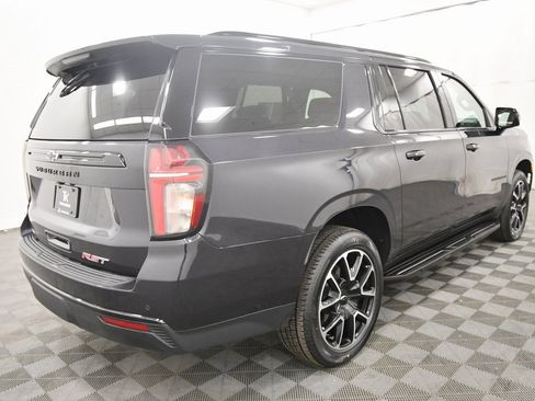 Used 2023 Chevrolet Suburban RST image 8