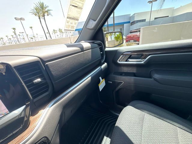 New 2026 Chevrolet Silverado 1500 RST w/ All Star Edition Plus AWD/4WD image 27