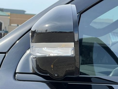 Used 2025 Lincoln Navigator Reserve w/ Jet Appearance Package image 45