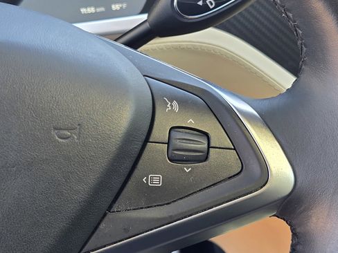 Used 2012 Tesla Model S Signature Performance image 23