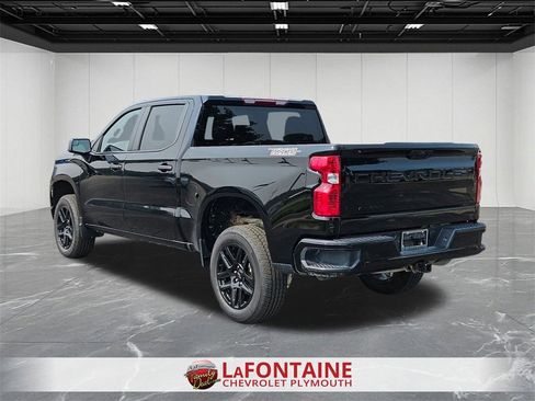 Used 2023 Chevrolet Silverado 1500 Custom Trail Boss w/ LPO, Dark Essentials Package image 6