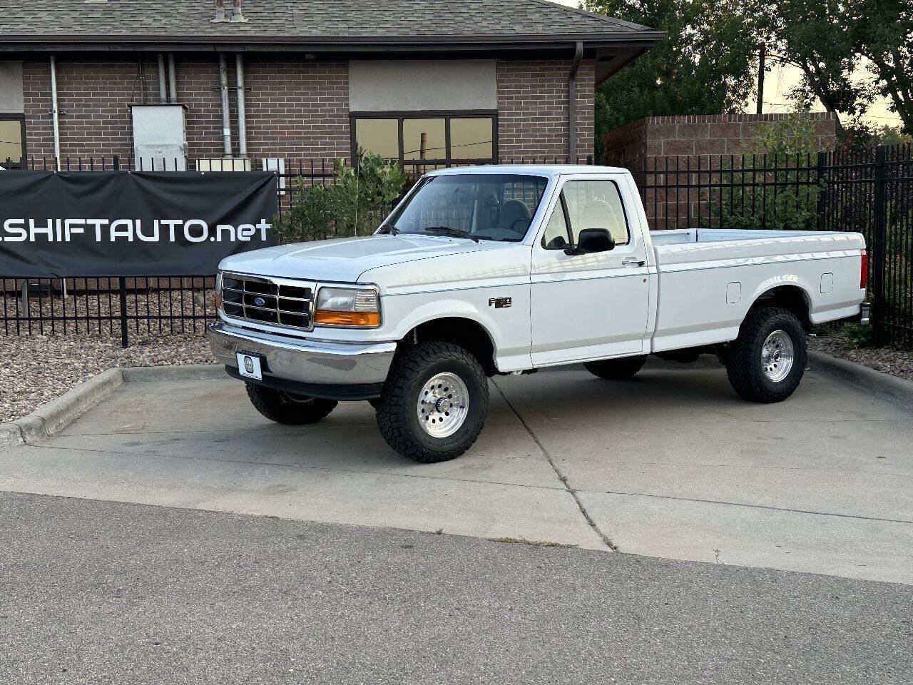 Used 1996 Ford F150 4x4 Regular Cab image 1
