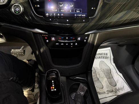 Used 2020 Cadillac XT6 Premium Luxury image 19