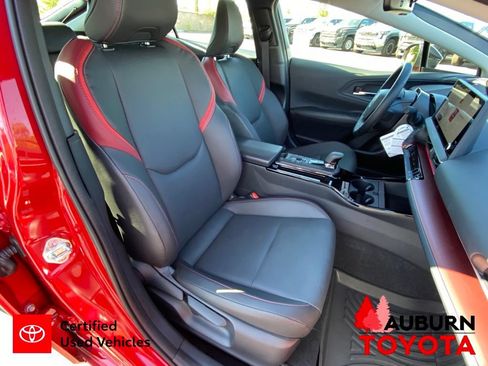 Certified 2024 Toyota Prius Prime FWD image 15
