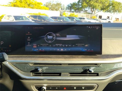 Used 2025 BMW X5 sDrive40i image 19