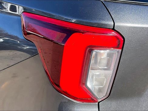 Used 2020 Ford Explorer ST image 27