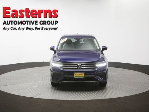 Used 2023 Volkswagen Tiguan SE AWD/4WD image 52