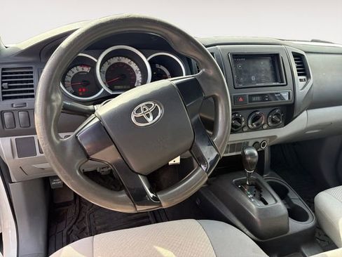 Used 2013 Toyota Tacoma 2WD Regular Cab image 10