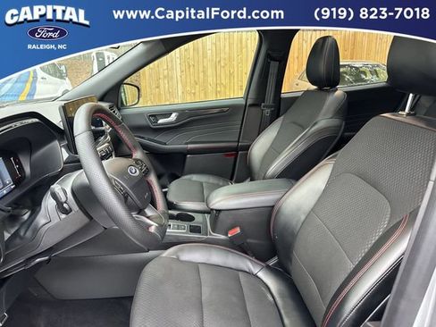 Certified 2023 Ford Escape ST-Line w/ Tech Pack #1 AWD/4WD image 22