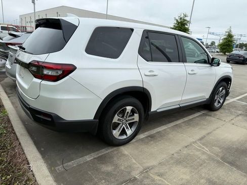 Used 2024 Honda Pilot EX-L image 4