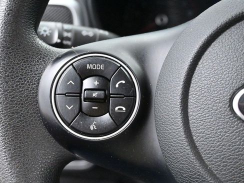 Used 2020 Kia Soul S FWD image 16