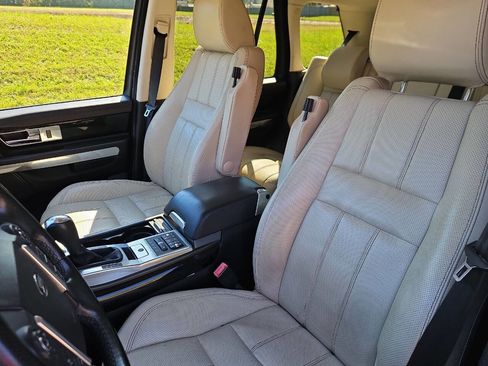 Used 2013 Land Rover Range Rover Sport HSE LUX image 12