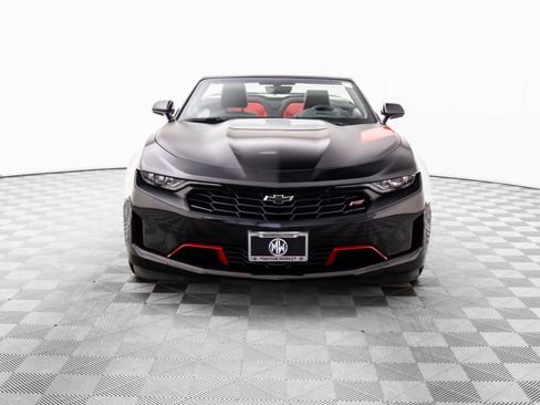 Used 2023 Chevrolet Camaro LT w/ RS Package image 9