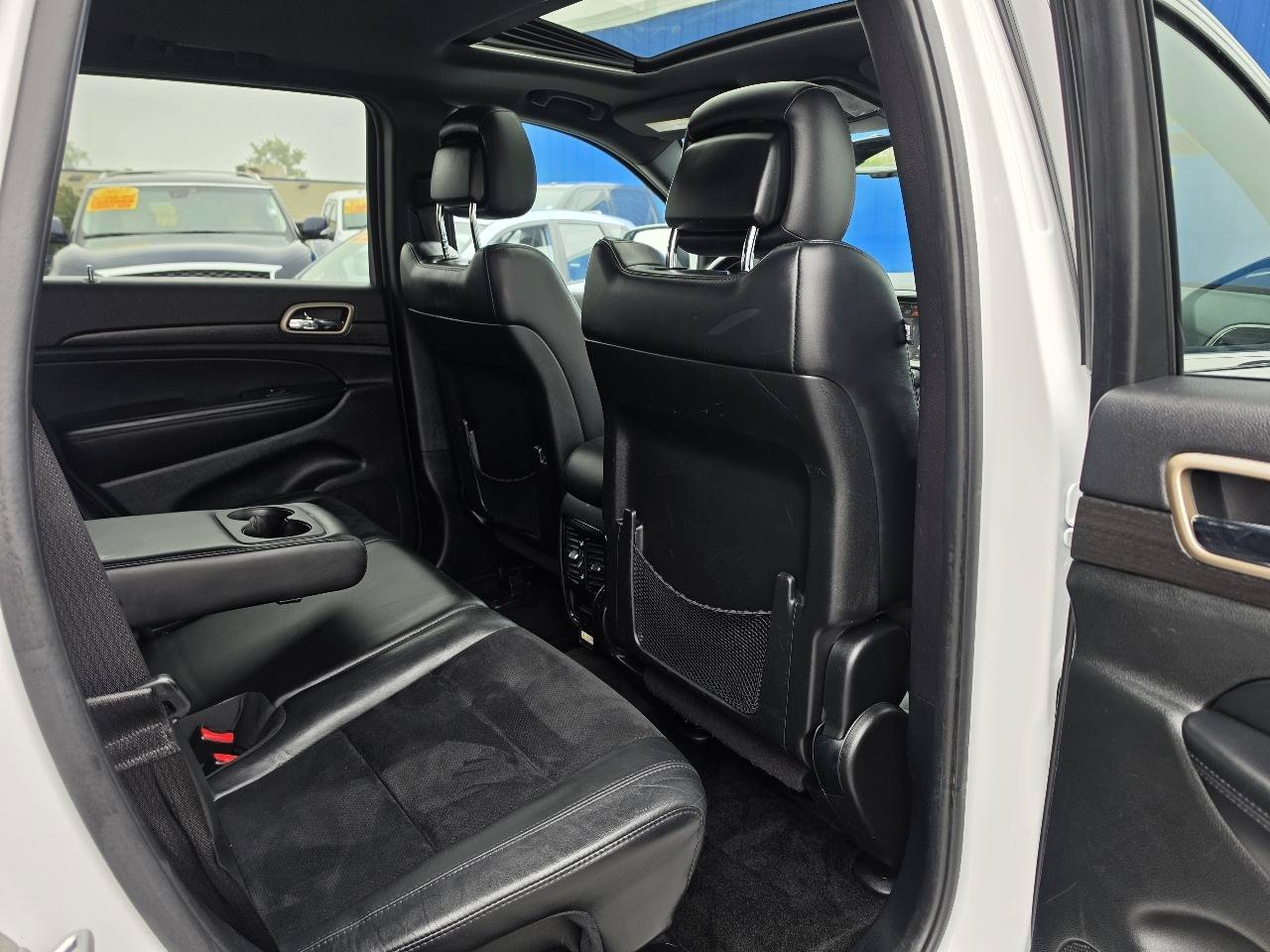 Used 2015 Jeep Grand Cherokee Altitude AWD/4WD image 26