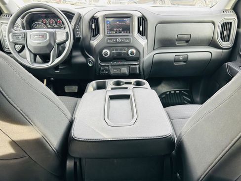 Used 2024 GMC Sierra 2500 Pro w/ Convenience Package image 19