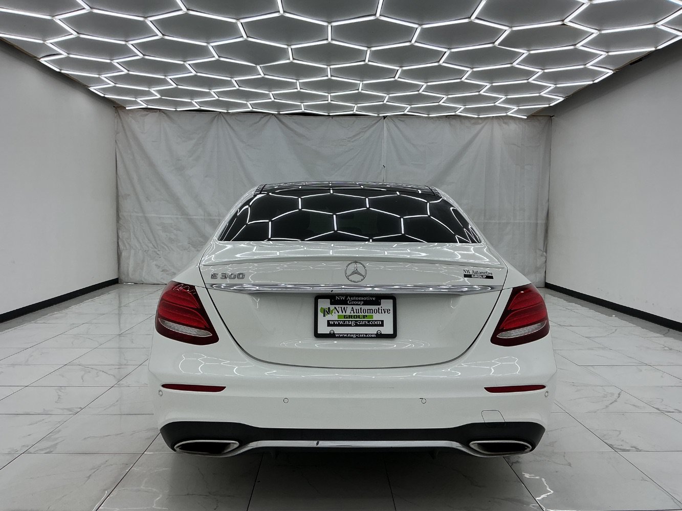 Used 2019 Mercedes-Benz E 300 w/ Premium 1 Package image 10