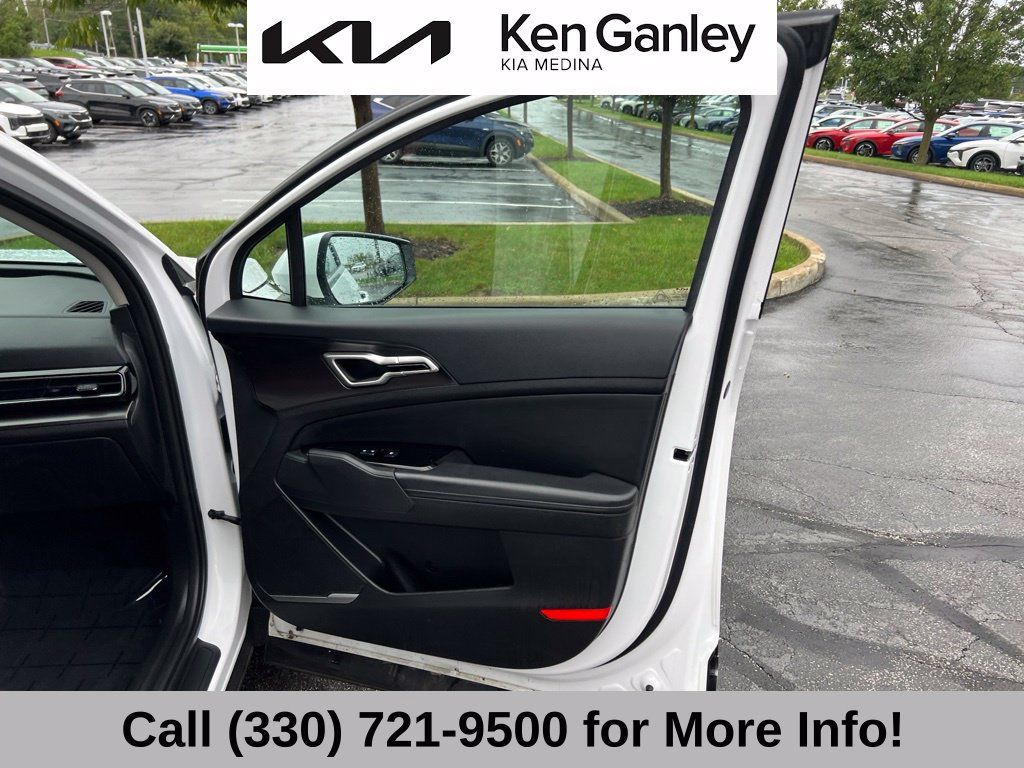 Certified 2024 Kia Sportage EX FWD image 56