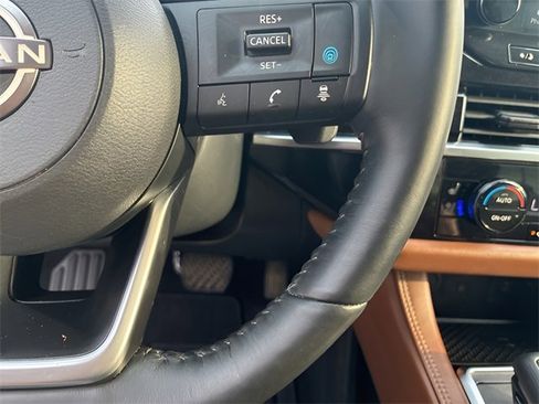 Used 2023 Nissan Pathfinder Platinum w/ Cargo Package image 24