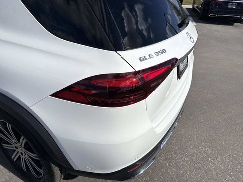 Used 2025 Mercedes-Benz GLE 350 4MATIC image 11