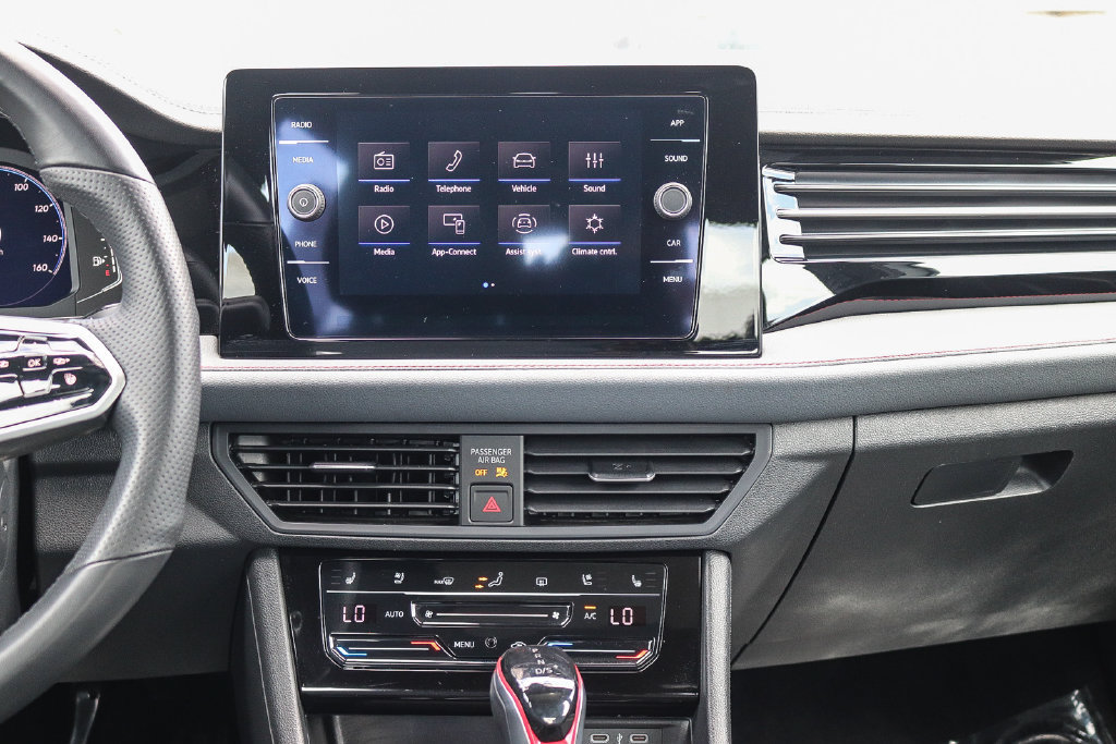 Used 2025 Volkswagen Jetta GLI Autobahn FWD image 13