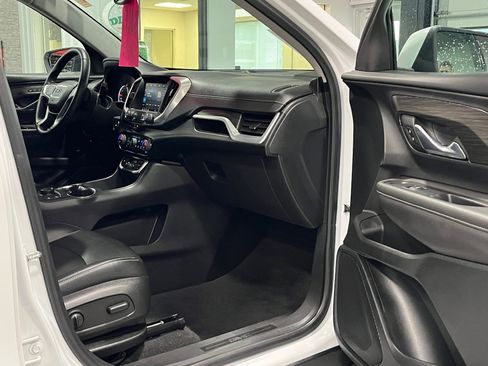 Certified 2023 GMC Terrain SLT image 8