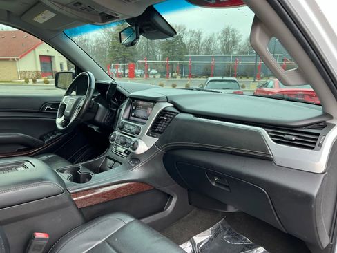 Used 2015 GMC Yukon SLT w/ HD Trailering Package image 23