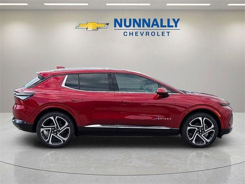 New 2026 Chevrolet Equinox EV LT image 6