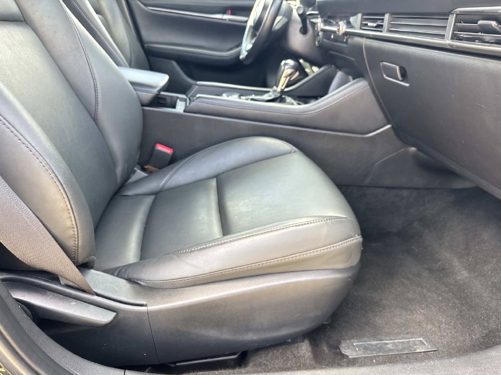 Used 2024 MAZDA MAZDA3 s FWD image 11