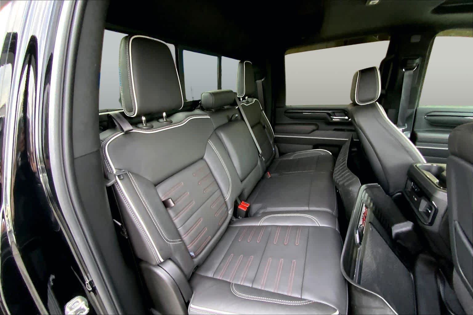 Used 2025 GMC Sierra 2500 AT4X AWD/4WD image 20