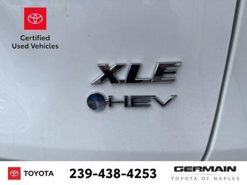 Used 2025 Toyota RAV4 XLE image 7