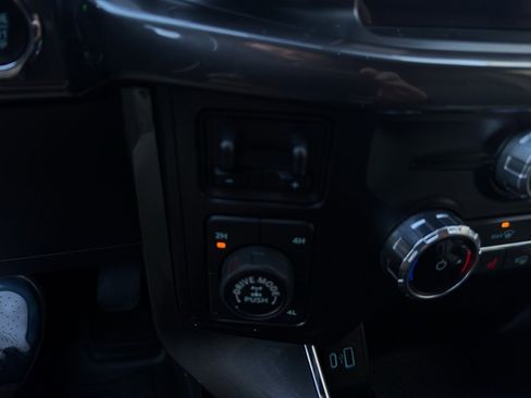 Used 2022 Ford F150 XLT w/ Equipment Group 302A High image 14