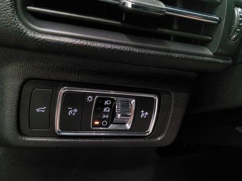 Used 2022 Lincoln Corsair AWD w/ Equipment Group 101A image 20