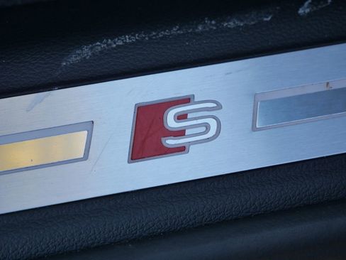 Used 2023 Audi S8 w/ S8 Comfort Plus Package image 17