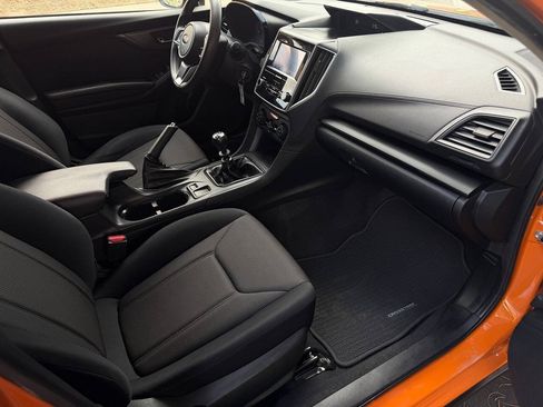 Used 2018 Subaru Crosstrek 2.0i AWD/4WD image 19