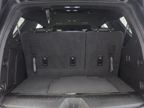 Used 2024 Chevrolet Tahoe LT AWD/4WD image 20